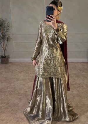 Regal Bronze Wedding Ensemble